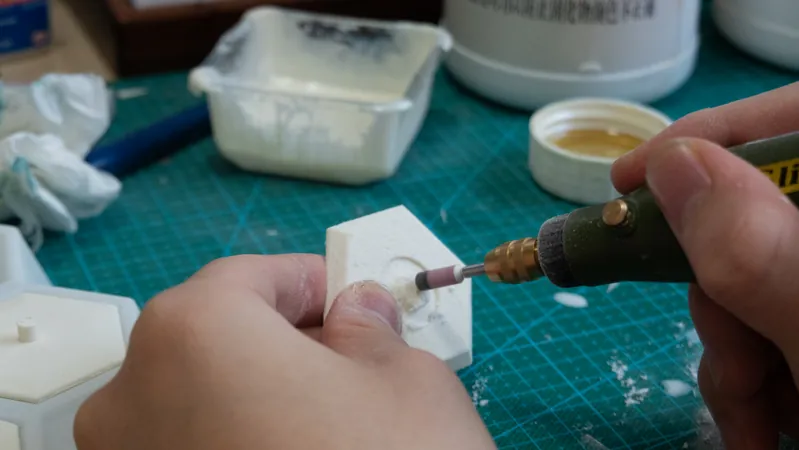 Casting process for the modular components